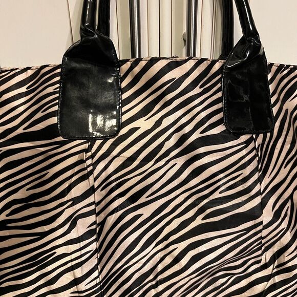 Animal Print Zebra in Winter Brown and Beige Tote Bag - Picture 4 of 8